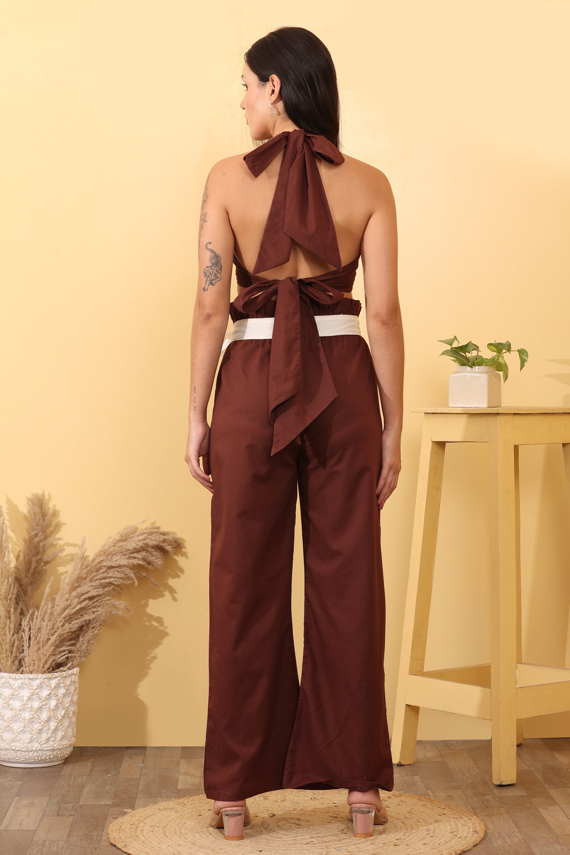 Women Cotton Halter Neck Co-Ord Set – Stylish & Comfortable Outfit