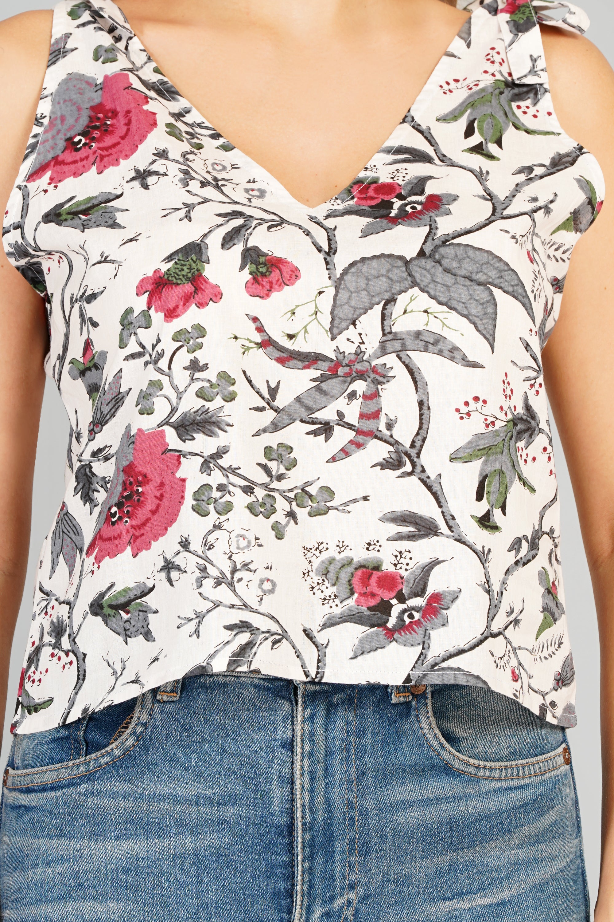 Ethnoza White Floral Sleeveless Crop Top – Summer Bloom Edition