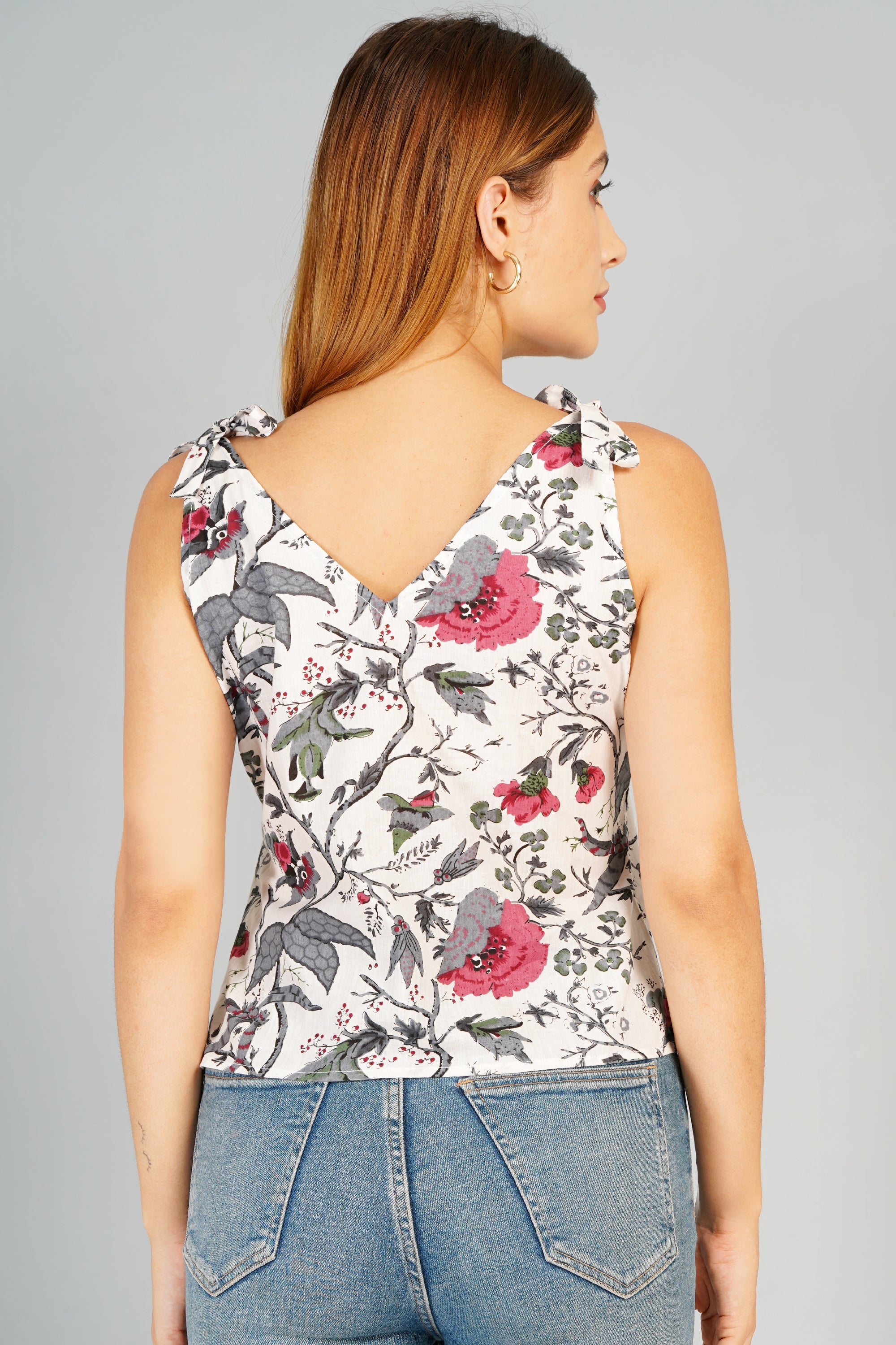 Ethnoza White Floral Sleeveless Crop Top – Summer Bloom Edition