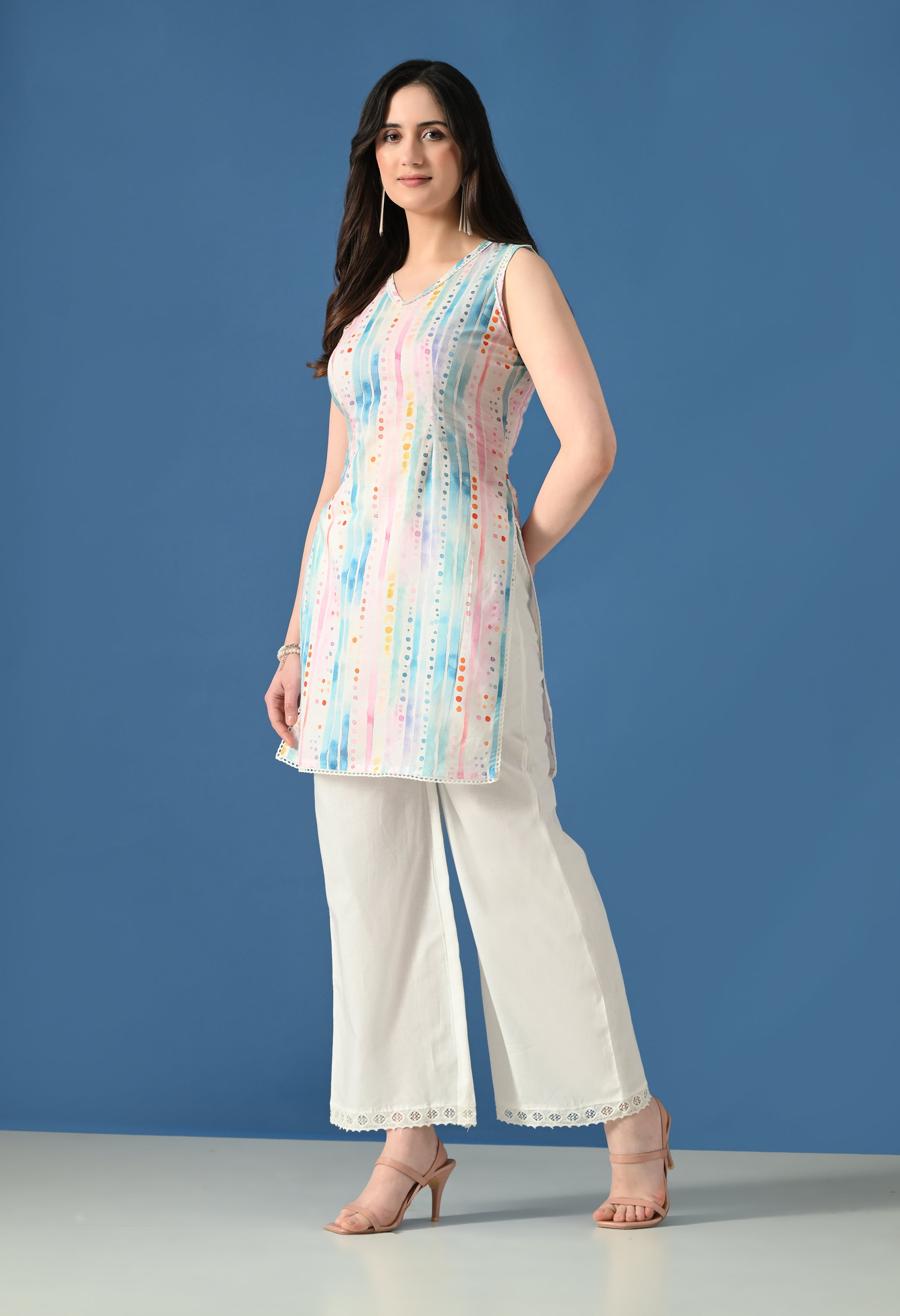 Soft Pastel Luxe Kurti Set – Elegant Sleeveless Kurti with Pants