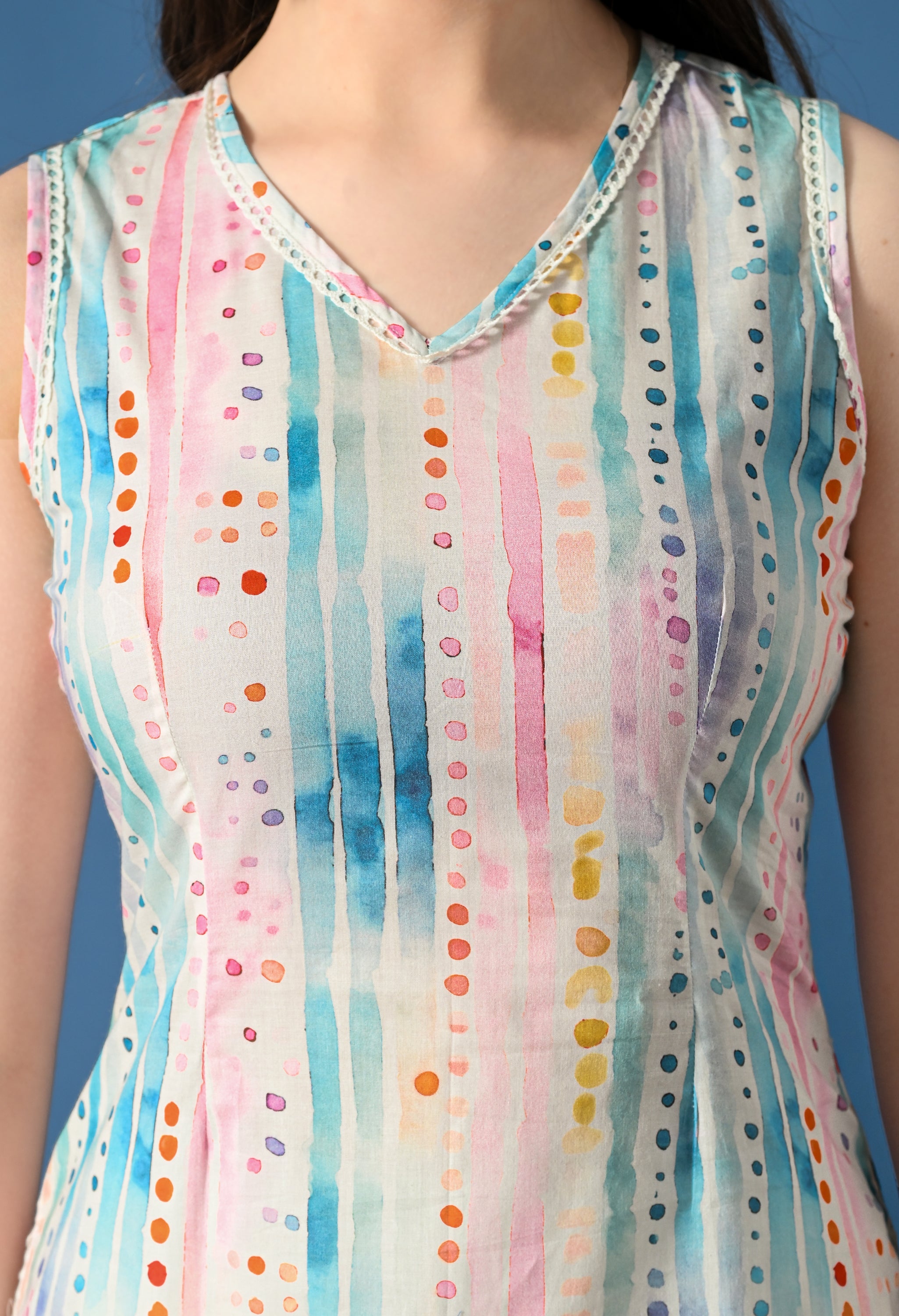 Soft Pastel Luxe Kurti Set – Elegant Sleeveless Kurti with Pants