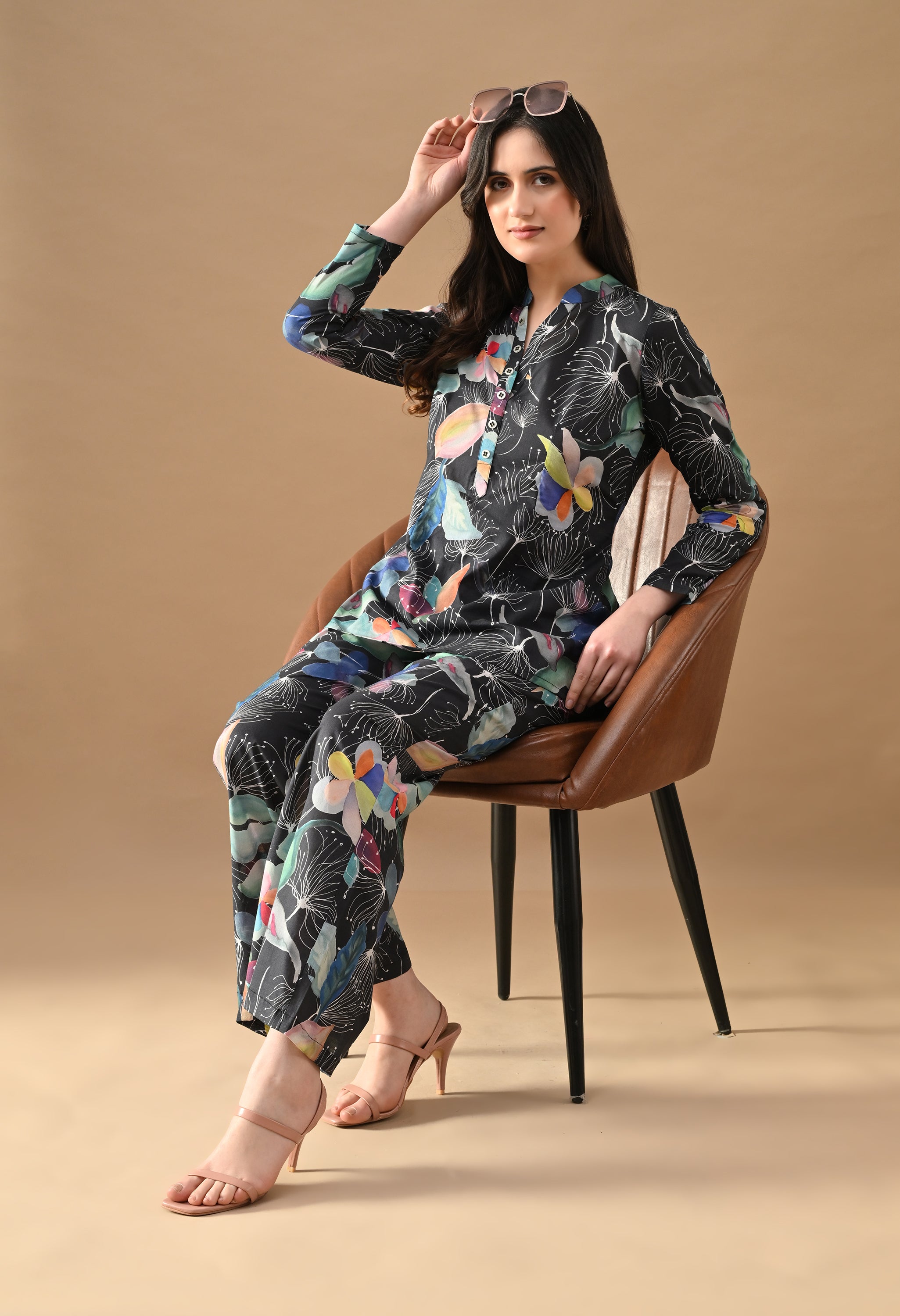 Noir Blossom Printed Kurti Set – Black Floral Kurta with Straight Pants