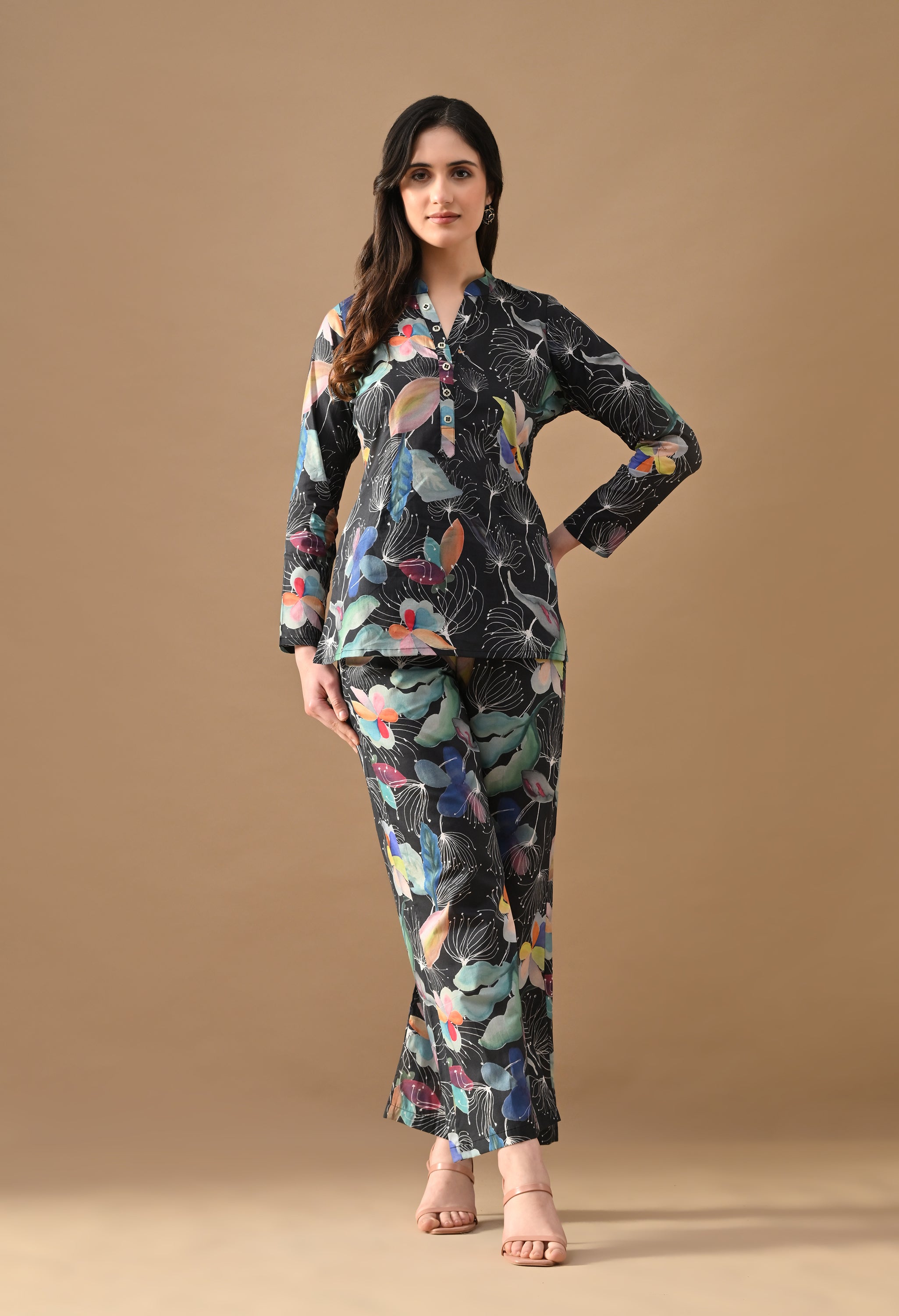 Noir Blossom Printed Kurti Set – Black Floral Kurta with Straight Pants